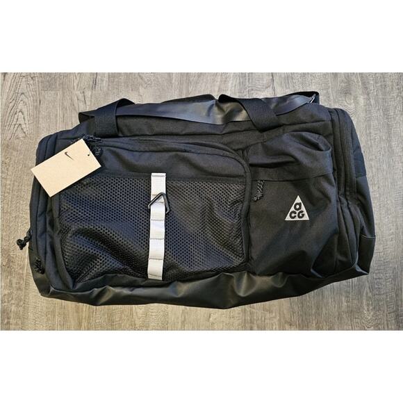 Nike ACG Daymax 60L Large Duffel Bag Black Water Resistant NWT HJ8185-010 - Picture 2 of 7